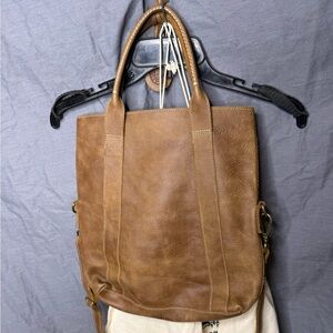 Roots shoulder bag 12x12x2
